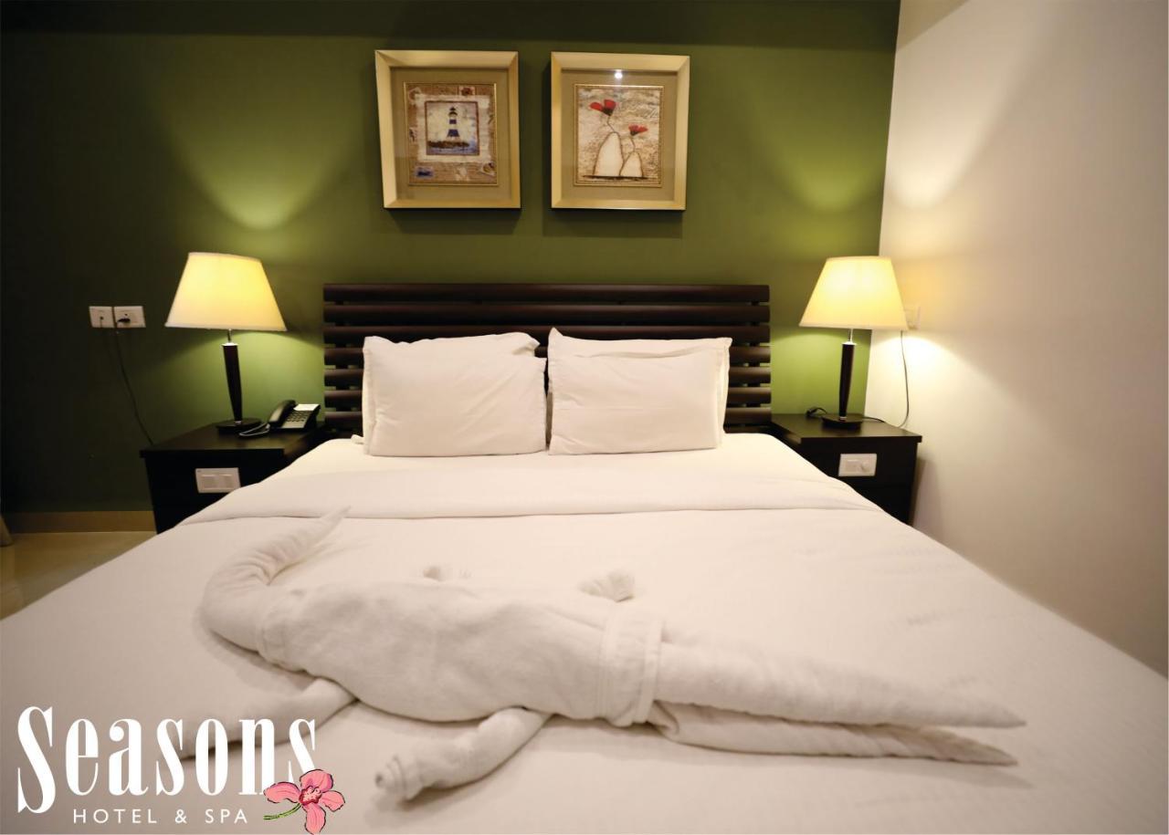 Seasons Hotel & Spa Madgao Buitenkant foto