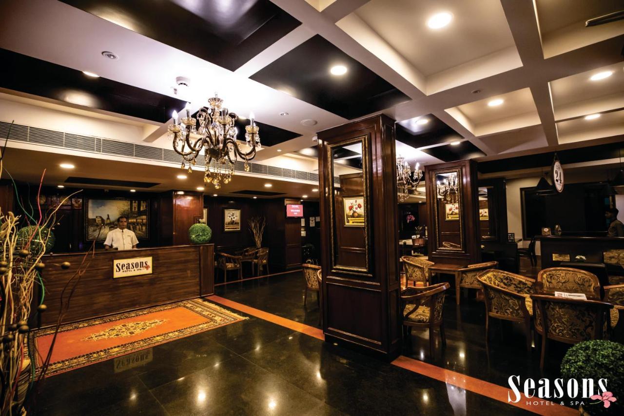 Seasons Hotel & Spa Madgao Buitenkant foto